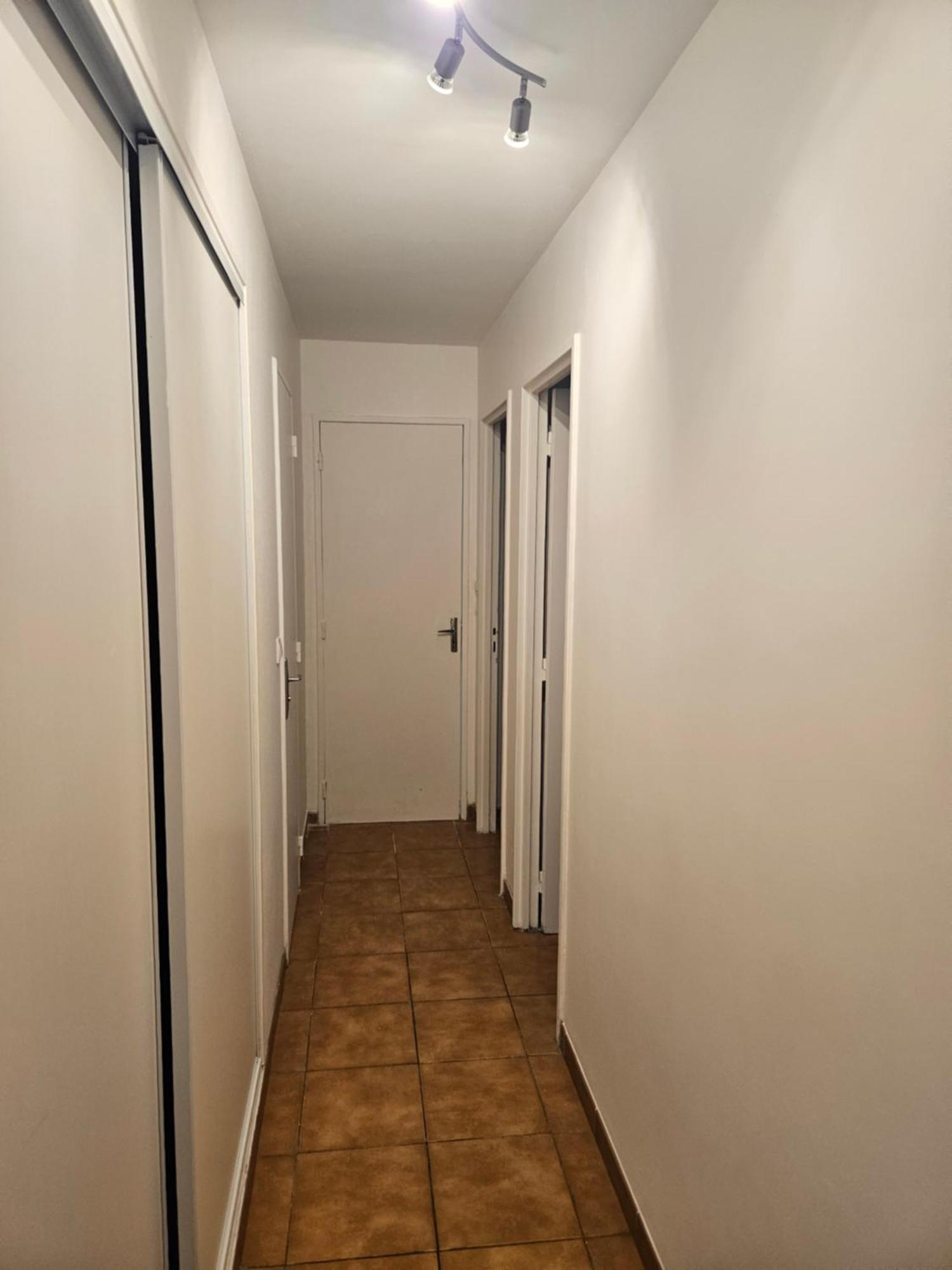 Latour Apartment