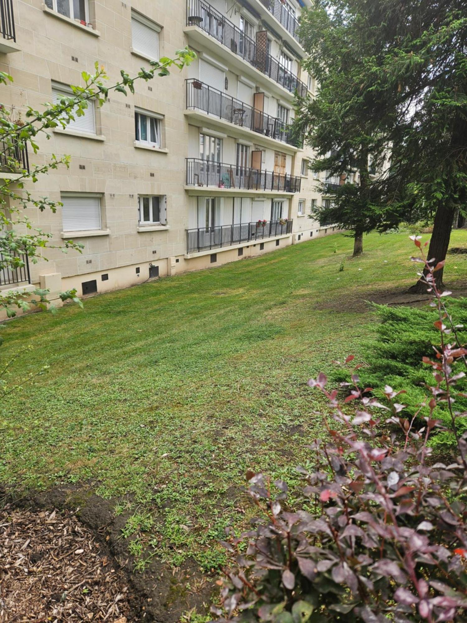 Latour Apartment